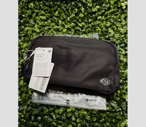 NWT Lululemon Belt Bag