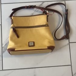 Dooney And Bourke Leather, Crossbody Purse