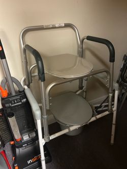 Bathroom seat