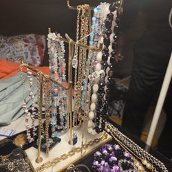 Jewelry  Lot