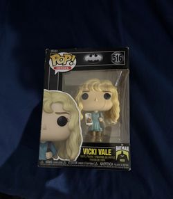 Vicki Vale Batman Dc
