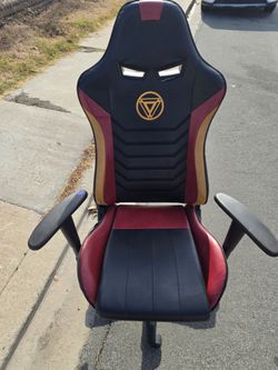 Gaming Chair Iron Man Edition (broken leg)