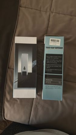 Touch soap dispenser