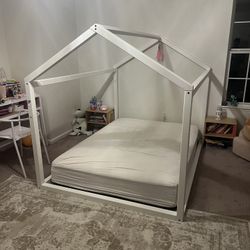 Kids Full Size Bed Frame (frame Only No Mattress) 