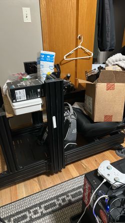 Aluminum extrusion racing rig with a simucube 2 mount