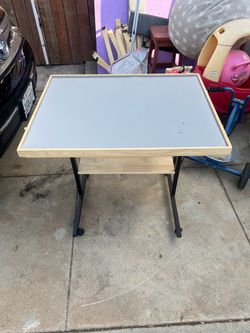 Drafting/puzzle table
