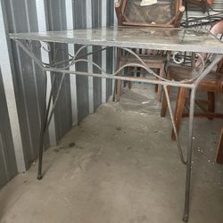 Heavy Vintage Modern Metal Table And chairs