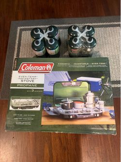 Coleman  Camping Stove—3 Burner with 8 propane cilindros Camping Stove firm price  $250