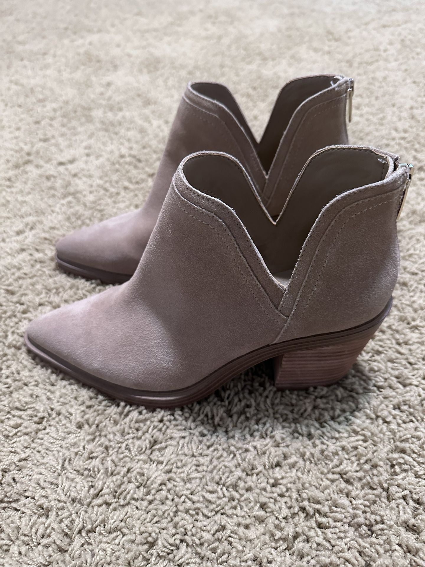 Vince Camuto Riggie Tortilla Oilsue Ankle Block Heel Booties Women’s 8 1/2