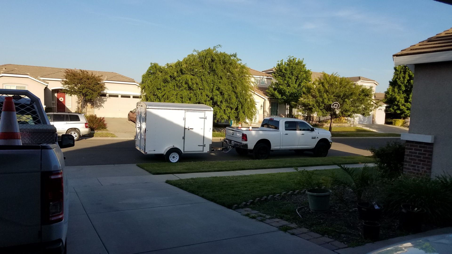 6x10 covered cargo trailer 3,5000 OBO