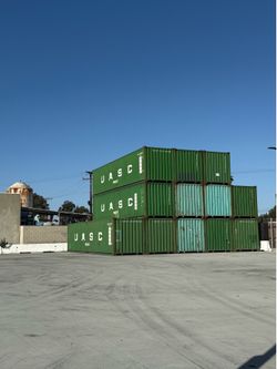 Shipping container