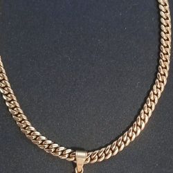 14k Gold Chain With Pendant 