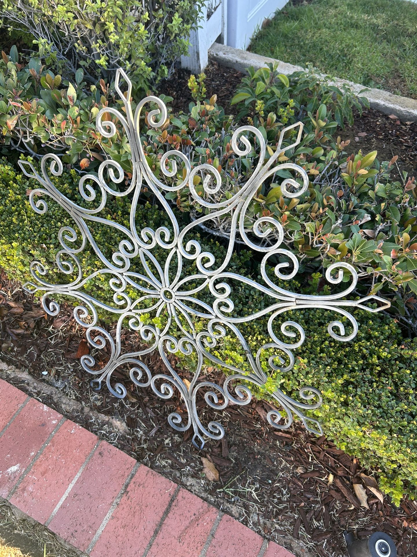 Vintage Architectural Scroll Wrought Iron Heavy Wall Hanging Mounting Centerpiece Rustic Ornamental Weathered Antique Centerpiece Art Wall Hanging Art