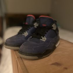 Jordan 4s