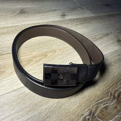 Louis Vuitton Men Leather Belt