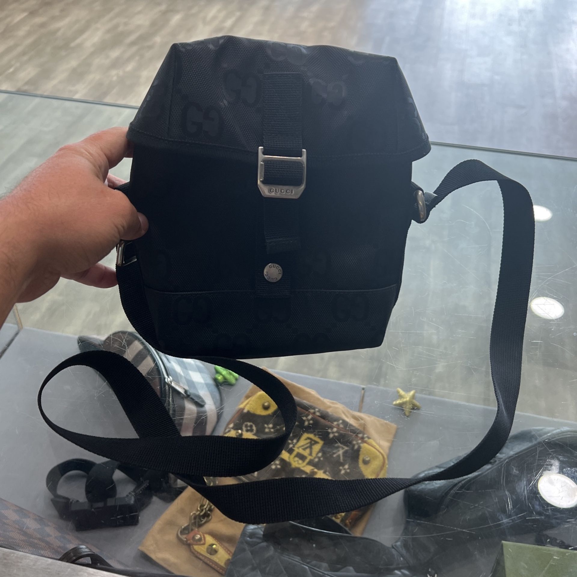 Gucci GG Supreme Crossbody