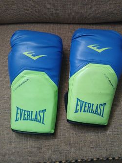 Boxing gloves