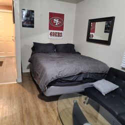 Queen Size Bed VERY comfortable 