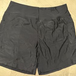 Gradual High Waisted Shorts Size XXL