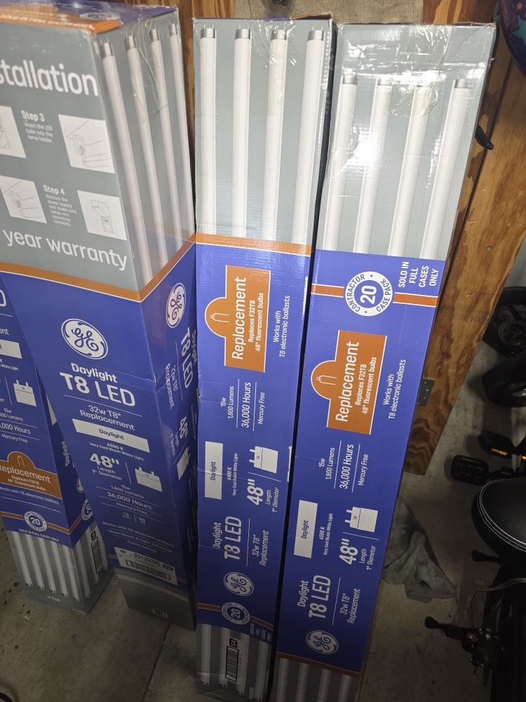 LED T8 Daylight 4ft Bulbs $40 Per Case