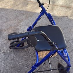 ***ROLLING WALKER WITH BRAKES***