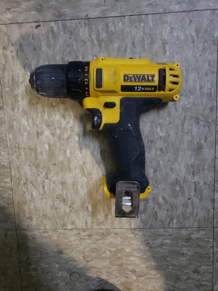 DEWALT 12V MAX* Cordless Drill, 3/8-Inch