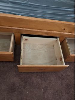 Selling wood bed , semi used