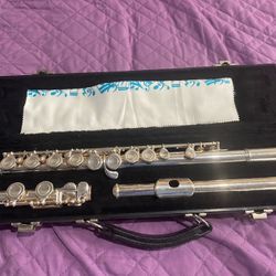 Armstrong Flute 102