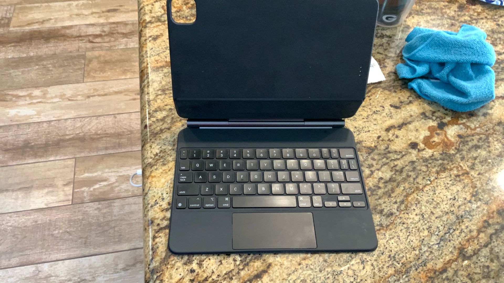 Apple Folio Keyboard