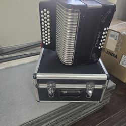 Acordeon Hohner Panther