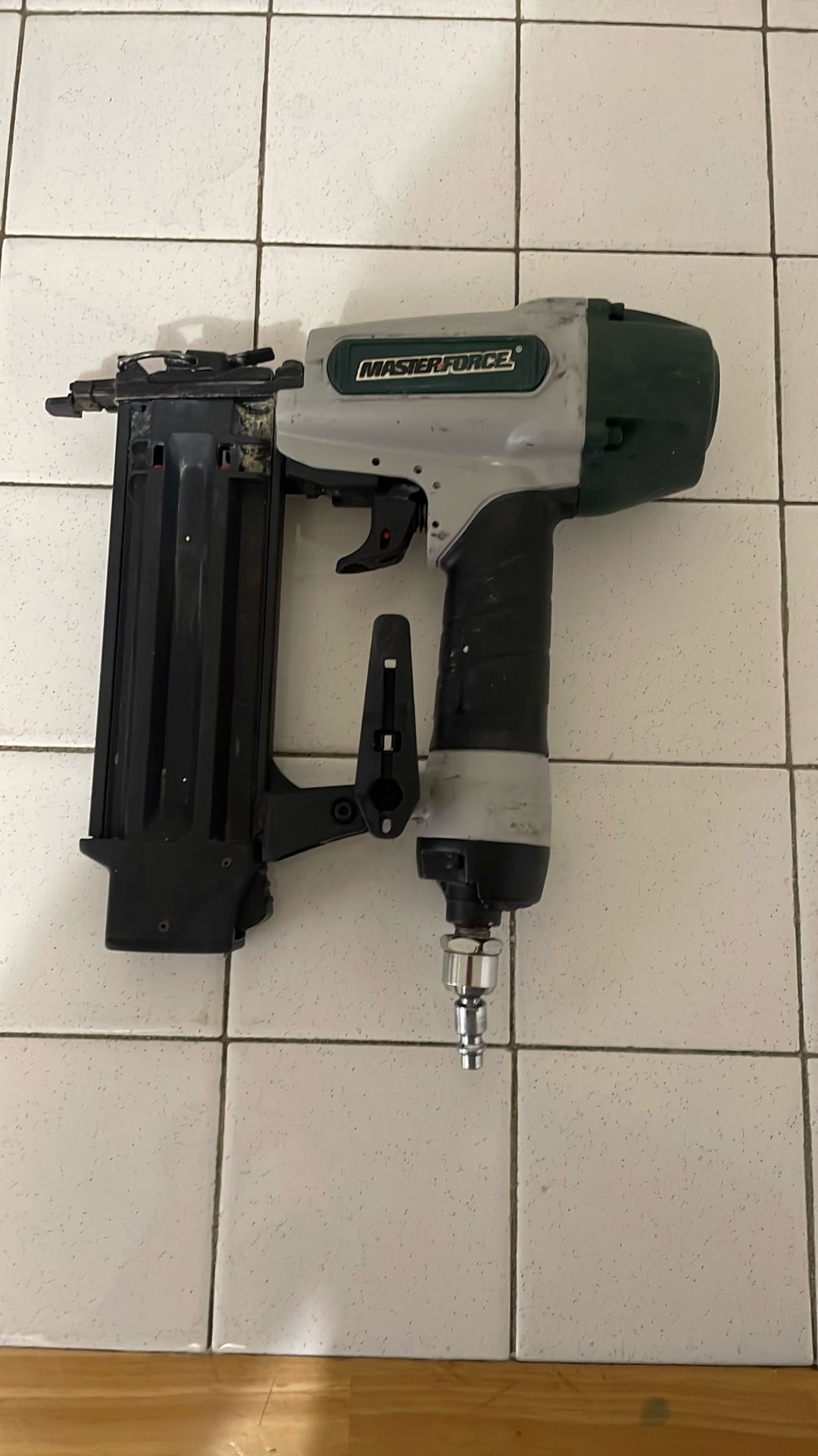 Brad Nailer/ Masterforce