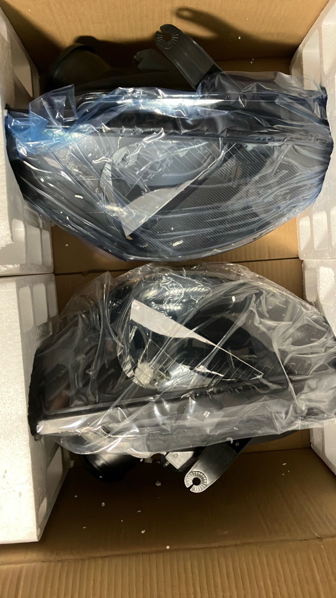 2004 Ford Focus Headlights