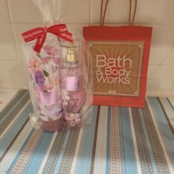 Bath And Body Works Set