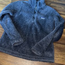 small patagonia warm sweater