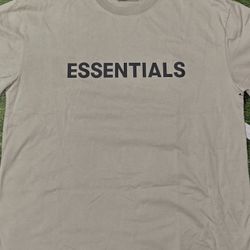 Essentials Tee