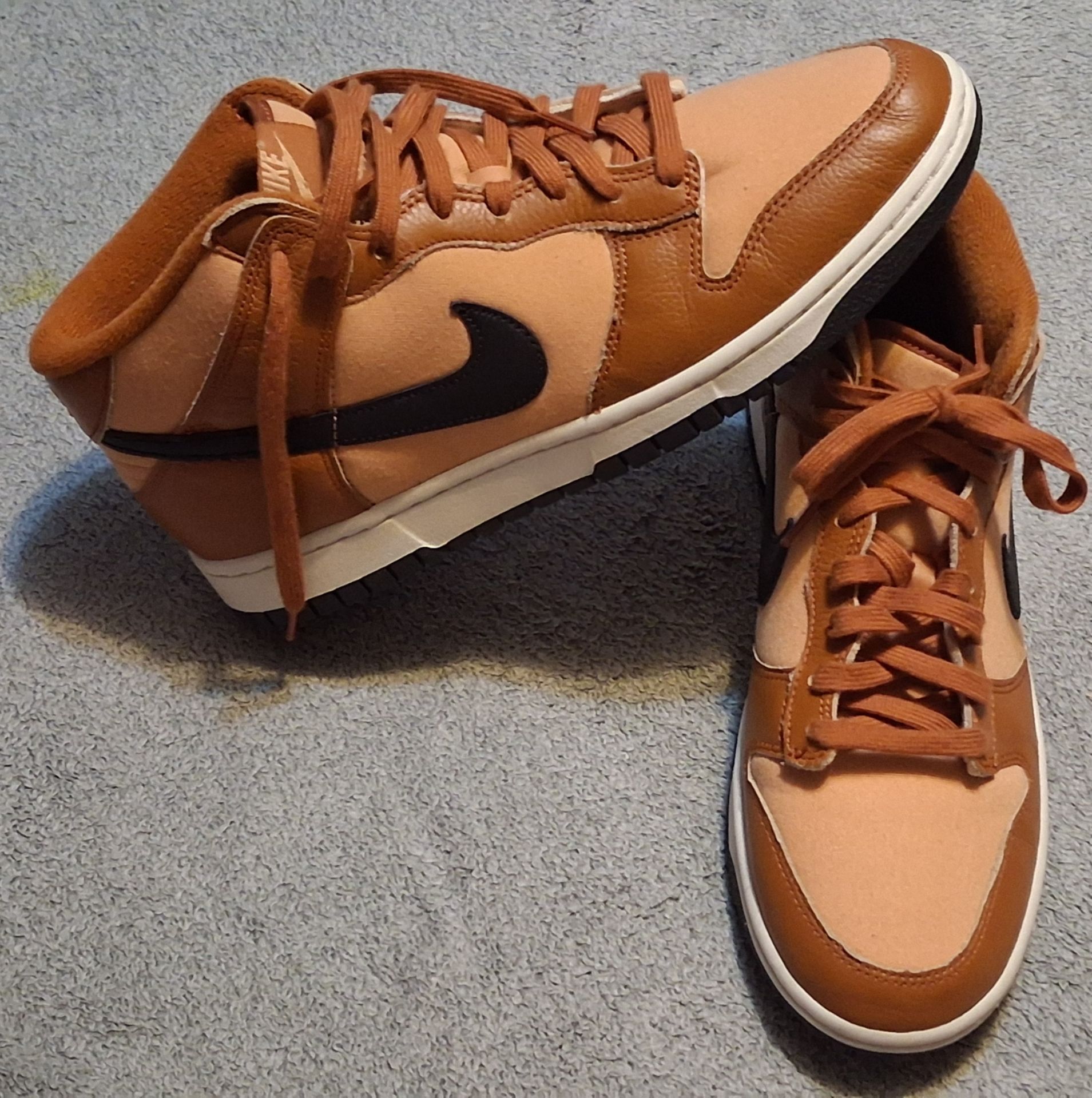 Mens Size 11 Nike Dunk Mid Amber Brown Basketball shoes