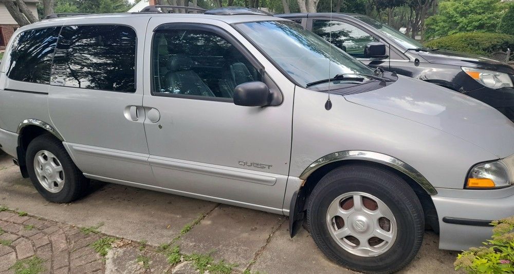1999 Nissan Quest