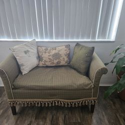 Backless Loveseat 