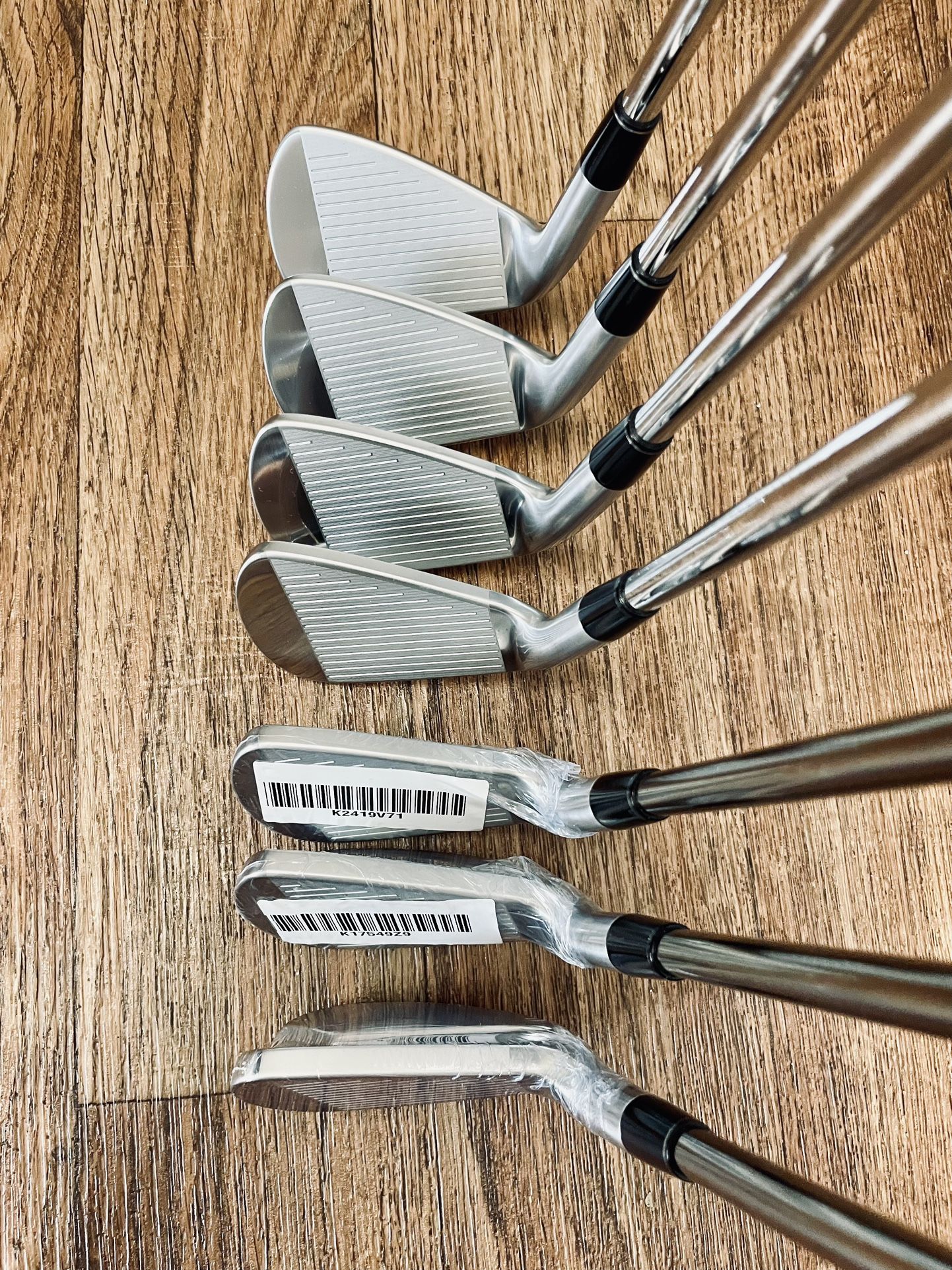 *LIKE NEW* Srixon Z585/U85 4P Iron Set Nippon Modus3/Recoil F4 Stiff Shafts for Sale in San
