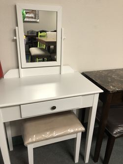 Vanity w/ stool