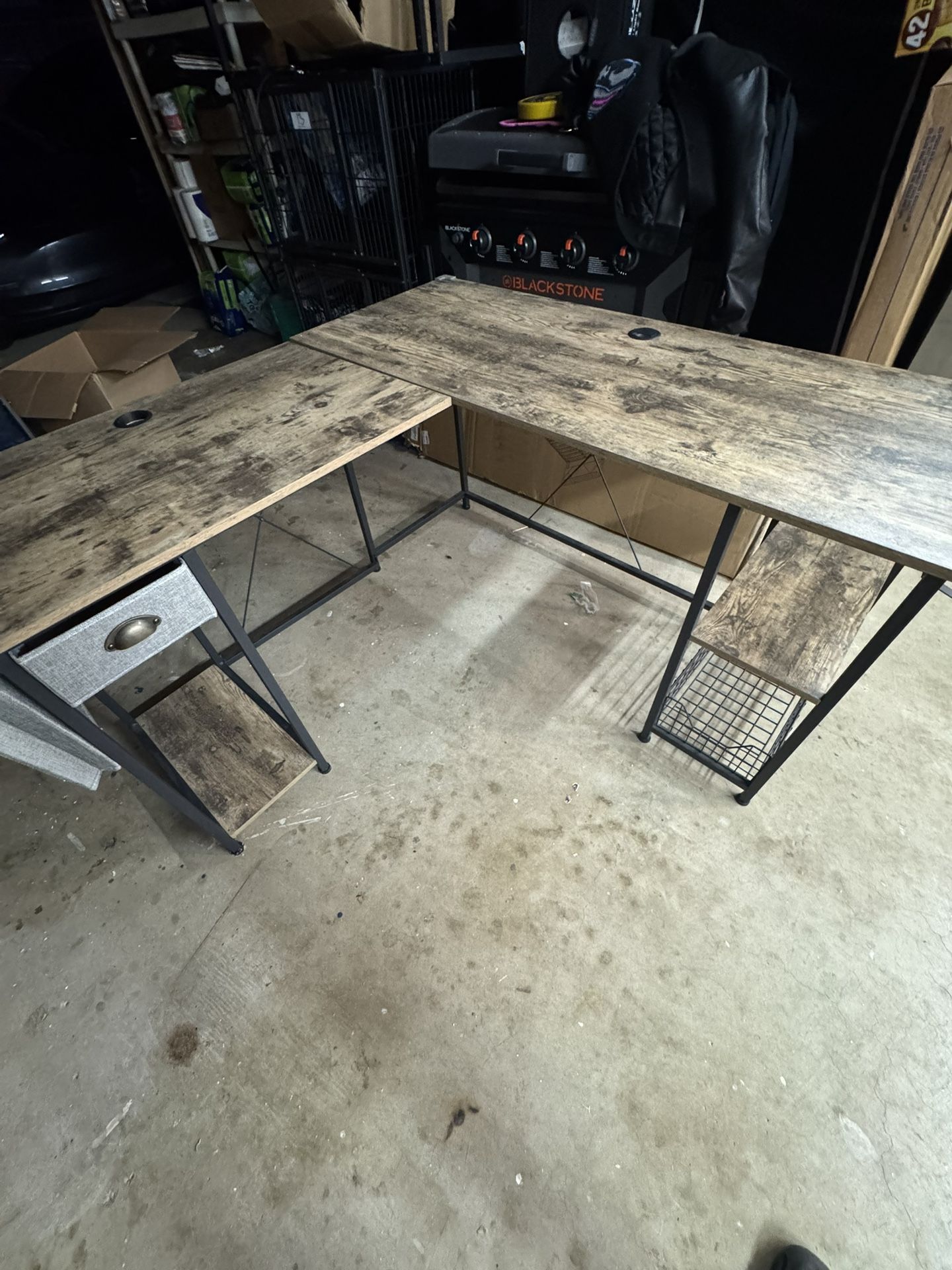 L Desk
