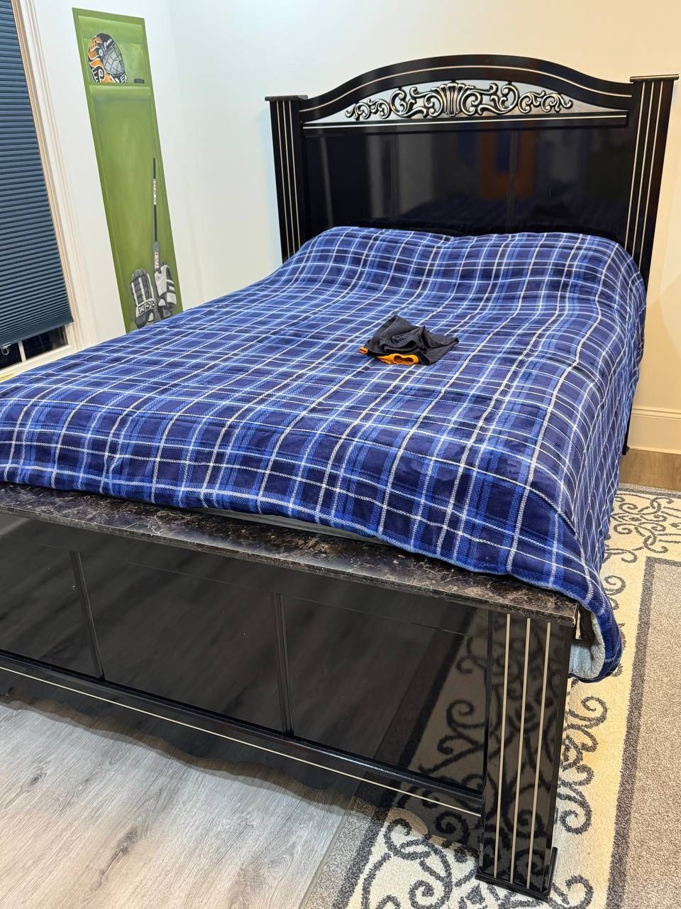 for sale Queen Bed with mattress