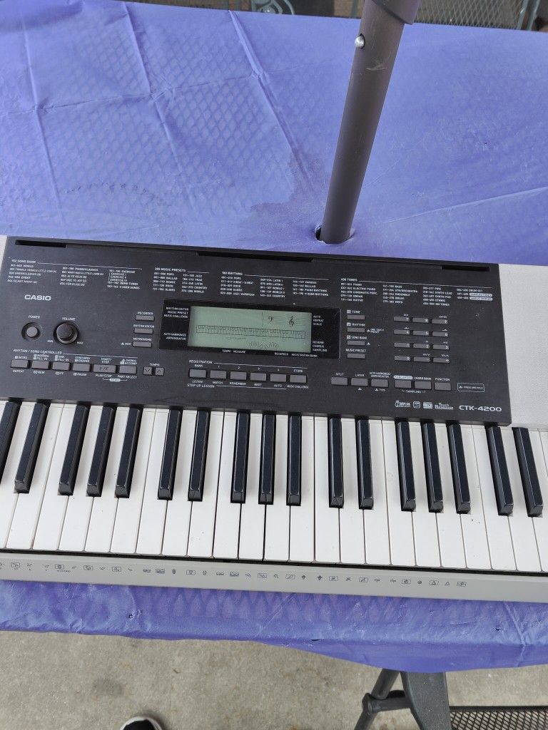 Piano CASIO Ctk200 Works Good $140