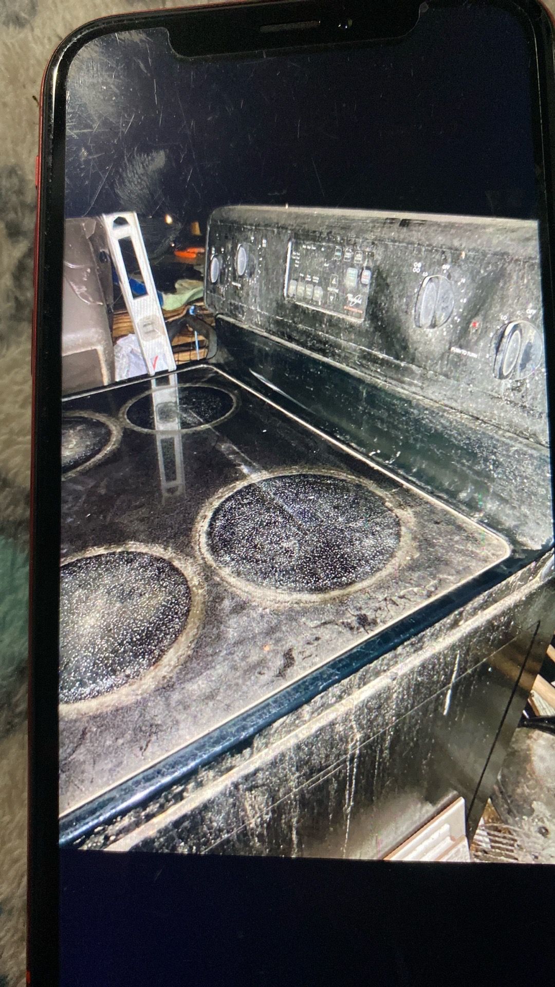 Whirlpool stove works great don’t have no use for it asking 50$ just needs a good clean