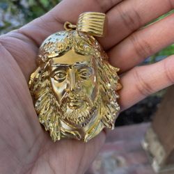 Jesus Face Pendant - @ 40 Grams 14k plated (plata) Over 925 Silver