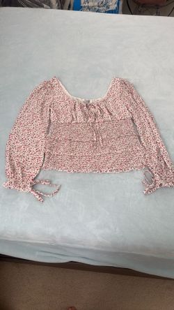 Pretty Floral Blouse With Bows