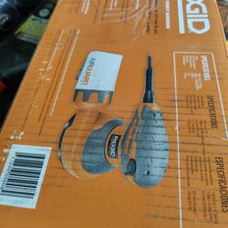RIGID ELECTRIC SANDER