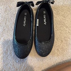Carter’s Size 13 Girl’s Black Sparkly Flats Shoes