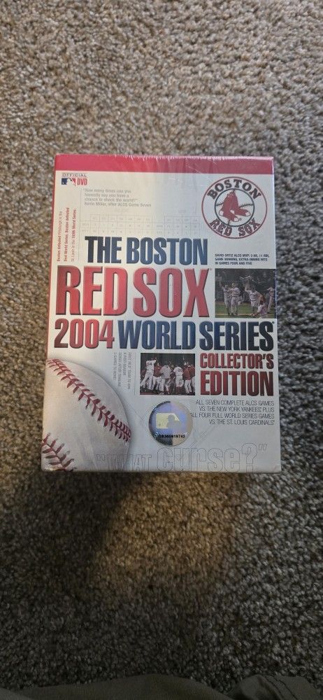 *sealed* Boston Redsocks 2004 World Series Collectors edition