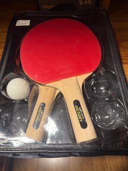 Ping pong paddle set